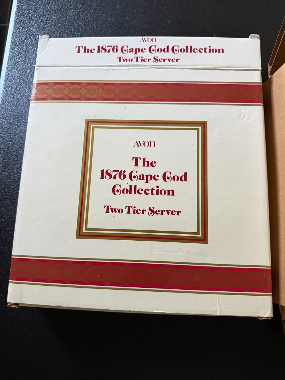 Avon The 1876 Cape Cod Collection Two Tier Server - White & Red Packaging